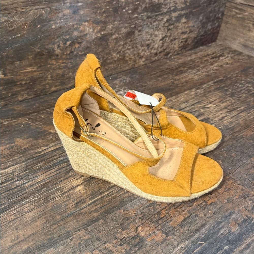 Rue21 Tan Wedge Sandals